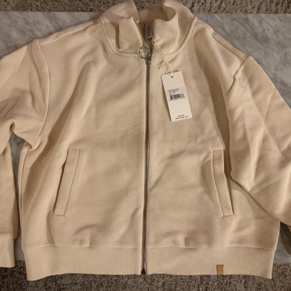 Sold - Final price drop: New Varley Bloomwood jacket (XL) - Picture 4 of 6